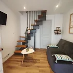 Les Pommiers Duplex Cosy Confort Mitoyen D'une Maison Neuve Avec Terrasse Entree Independante Parking 5 Mn De Bayeux Et 10 Mn Du Debarquement Apartman