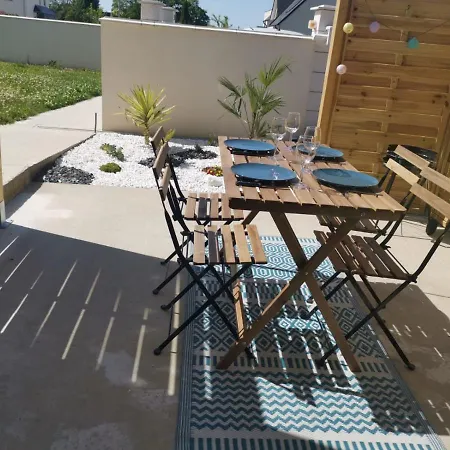 Les Pommiers Duplex Cosy Confort Mitoyen D'une Maison Neuve Avec Terrasse Entree Independante Parking 5 Mn De Bayeux Et 10 Mn Du Debarquement * Sommervieu