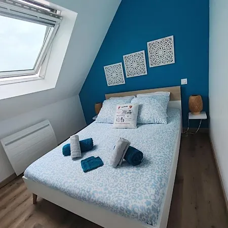 Les Pommiers Duplex Cosy Confort Mitoyen D'une Maison Neuve Avec Terrasse Entree Independante Parking 5 Mn De Bayeux Et 10 Mn Du Debarquement Appartement